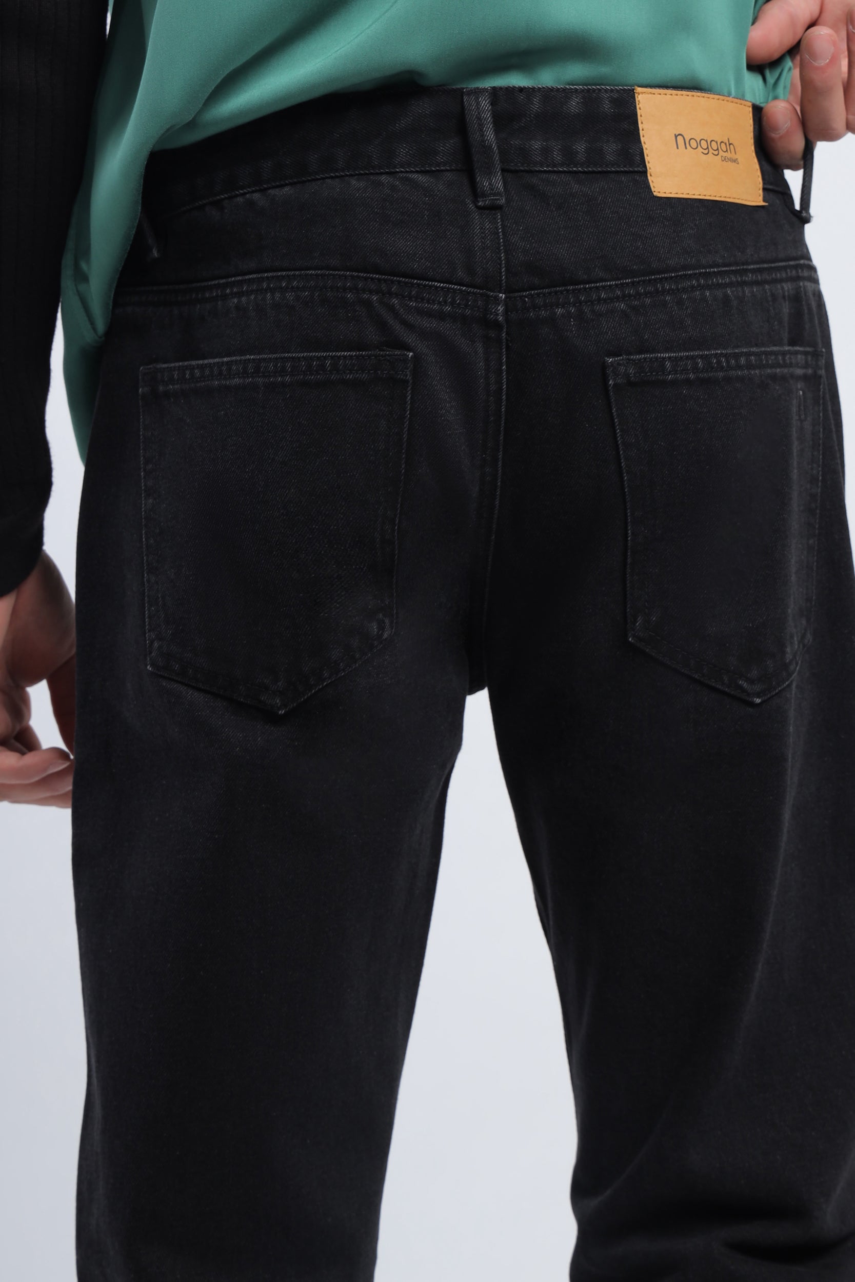 backbanchers Slim Men Black Jeans - Buy backbanchers Slim Men Black Jeans  Online at Best Prices in India | Flipkart.com